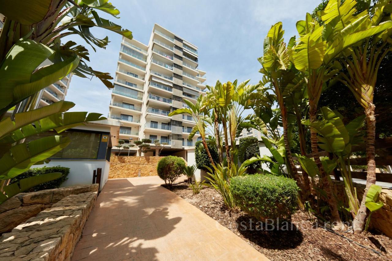 Luxurious, Newly-Renovated Large 2-Bedroom Condo By The Beach Benidorm Ngoại thất bức ảnh